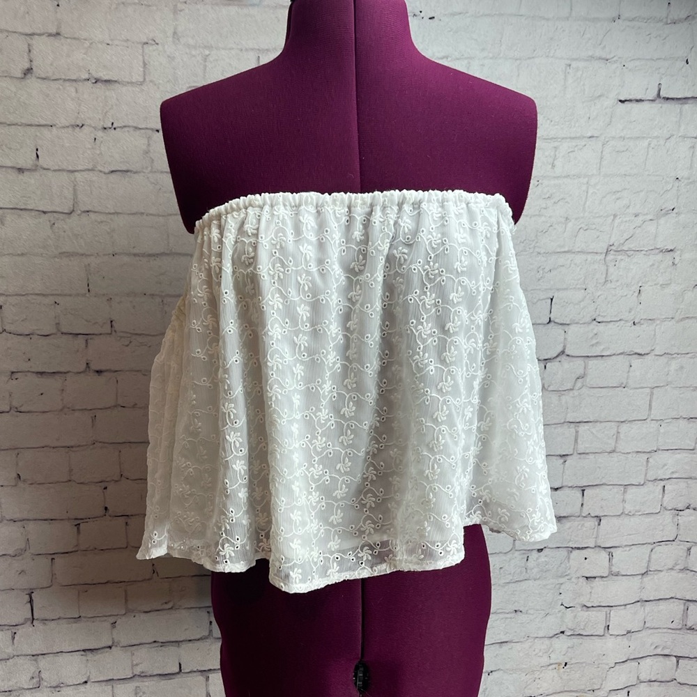 Astr White Off-Shoulder Eyelet Crop Top